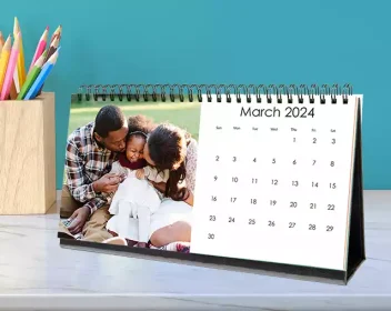 WF-772330_SNF_US_Calendar_Alt_images_for_PDP_640x508_calendar_premium_desk calendar_lifestyle